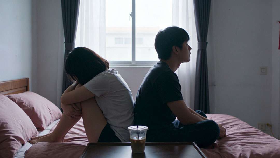 【视频】在亲密关系中一个重要原则，谁痛苦谁改变